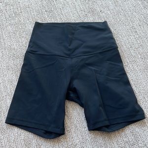 Lululemon align shorts. 6 inch inseam. Size 4
